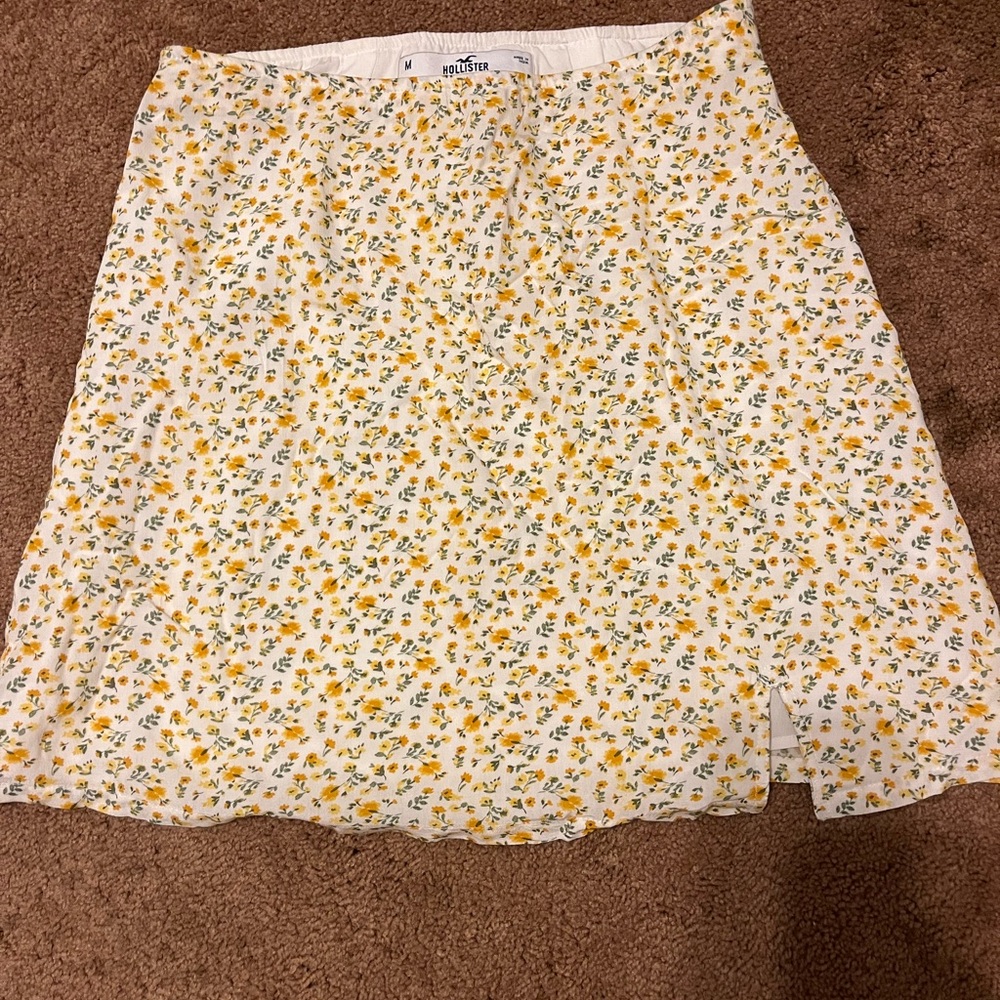 Hollister Yellow Flower Skirt